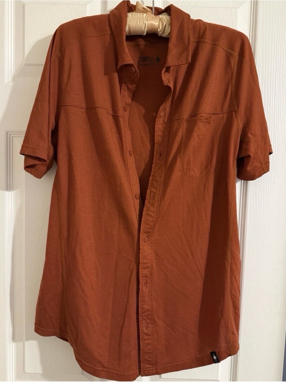Smartwool Men's Short-Sleeve Button-Down Shirt in Rust Orange